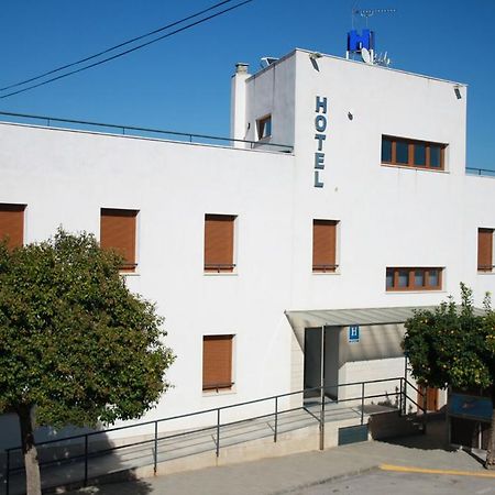 Hotel Albanta La Lantejuela Exteriör bild
