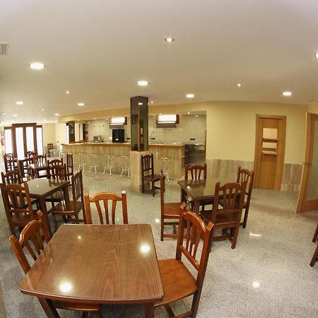 Hotel Albanta La Lantejuela Exteriör bild