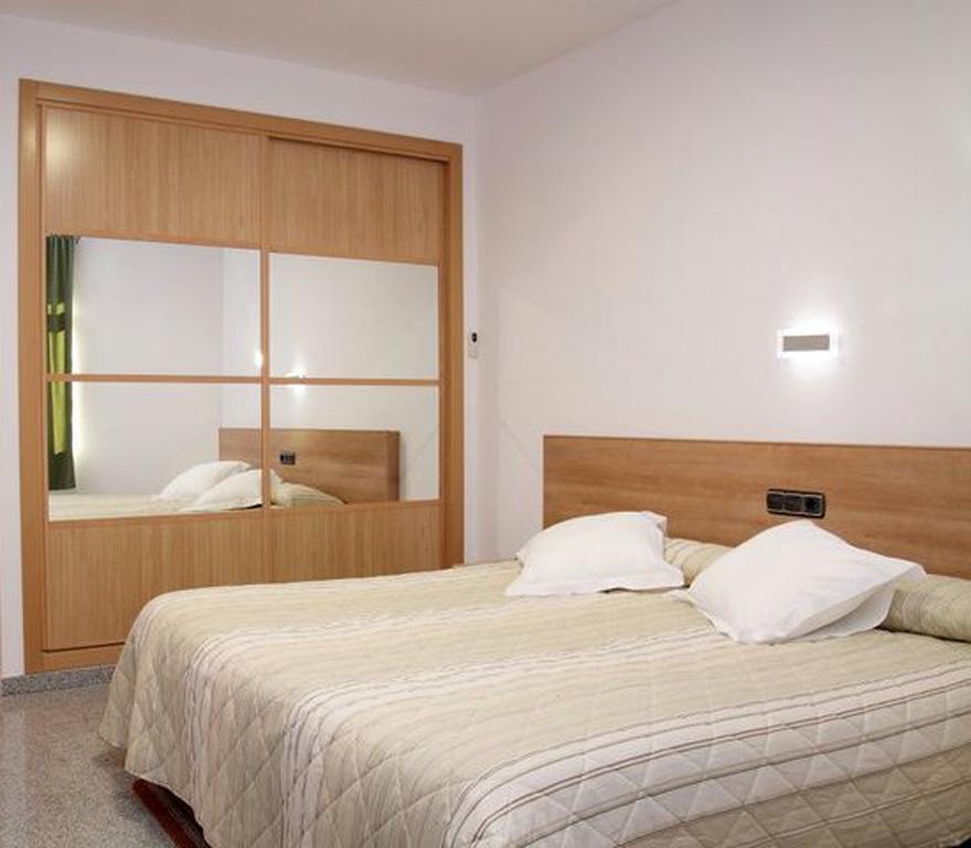 Hotel Albanta La Lantejuela Exteriör bild