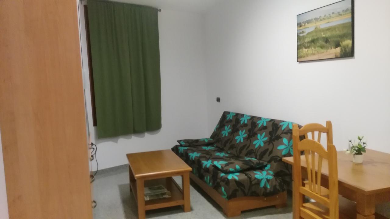 Hotel Albanta La Lantejuela Exteriör bild